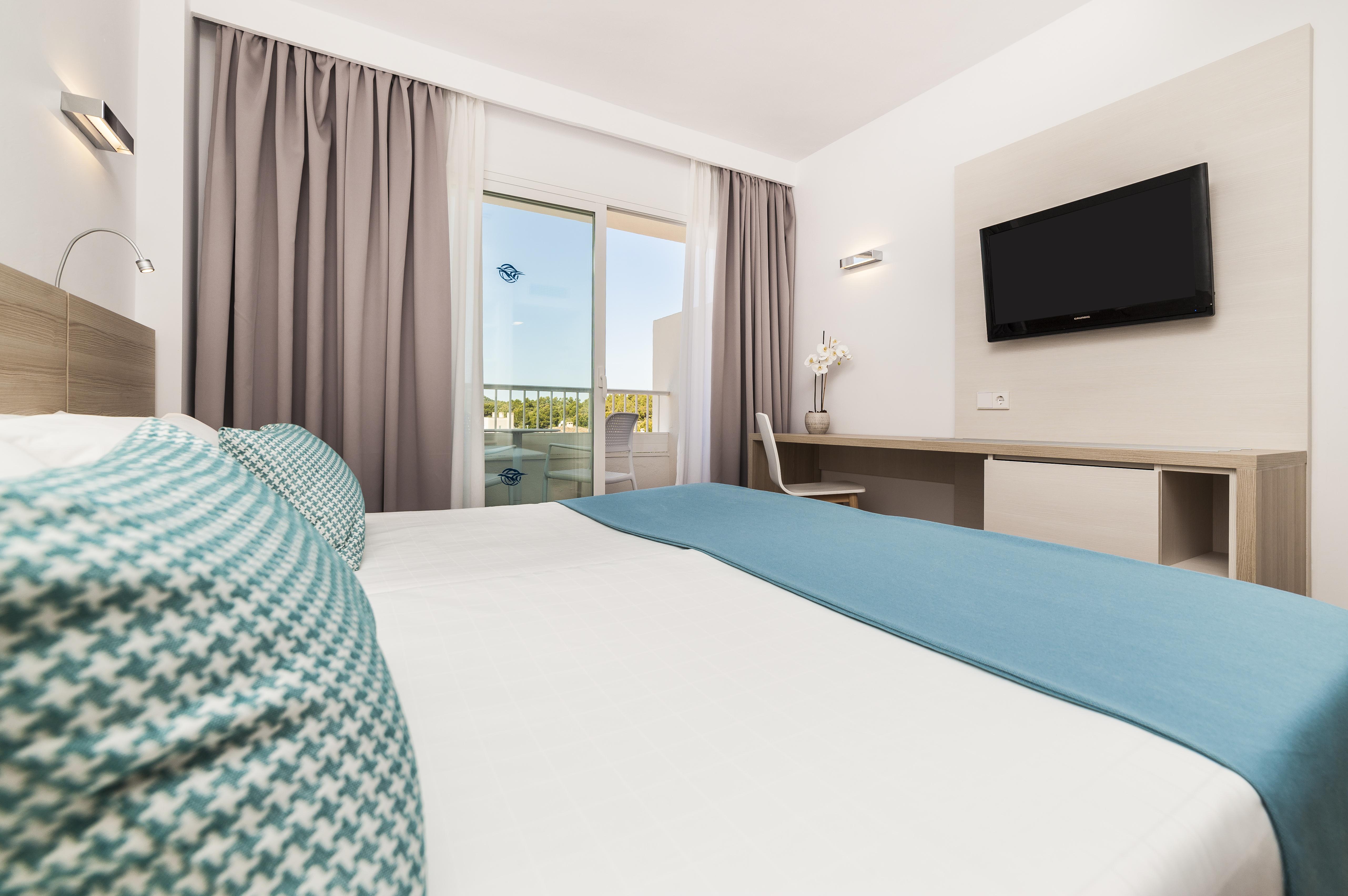 Globales Mimosa Hotel ปัลมาโนวา ภายนอก รูปภาพ