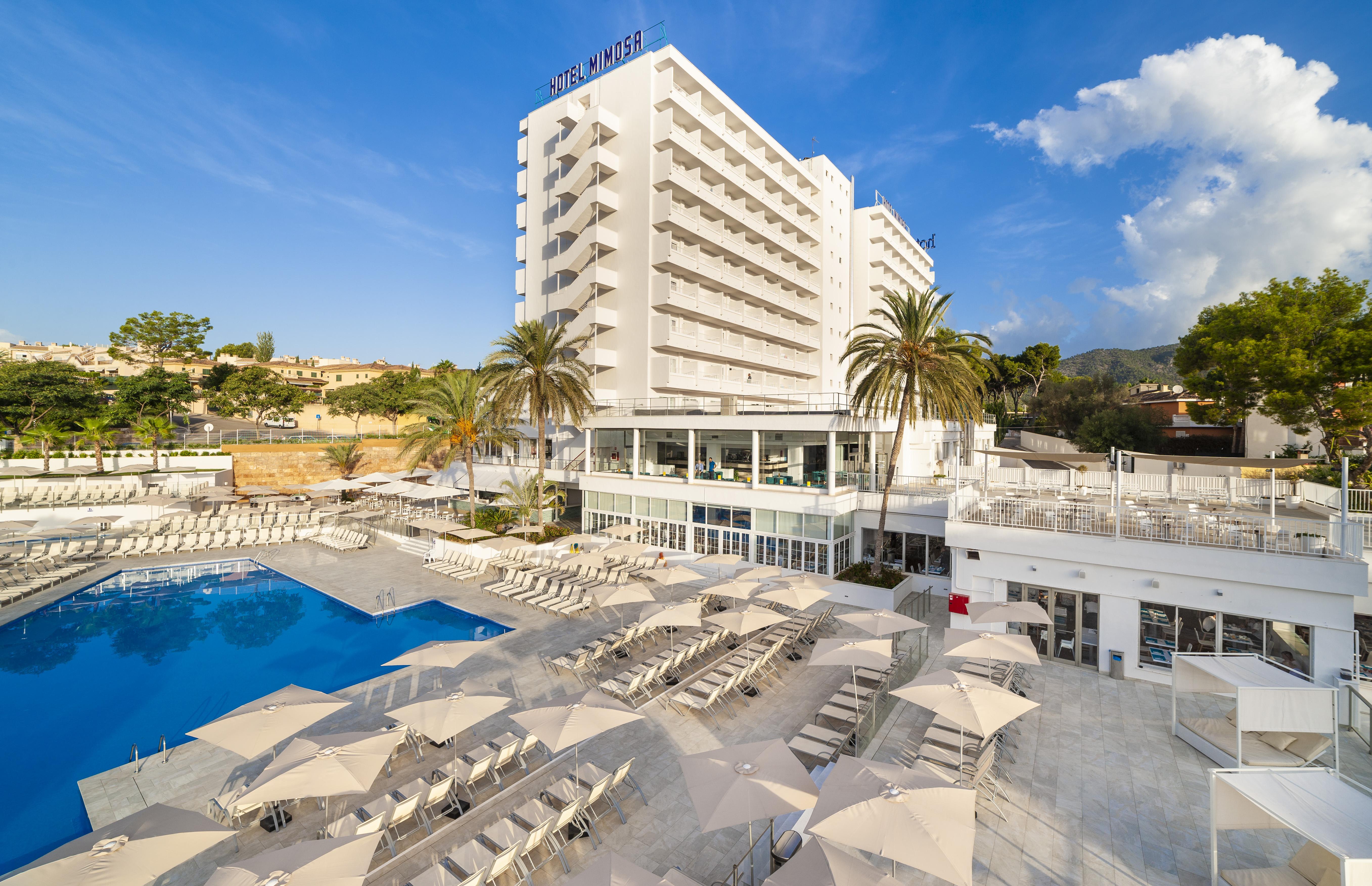 Globales Mimosa Hotel ปัลมาโนวา ภายนอก รูปภาพ