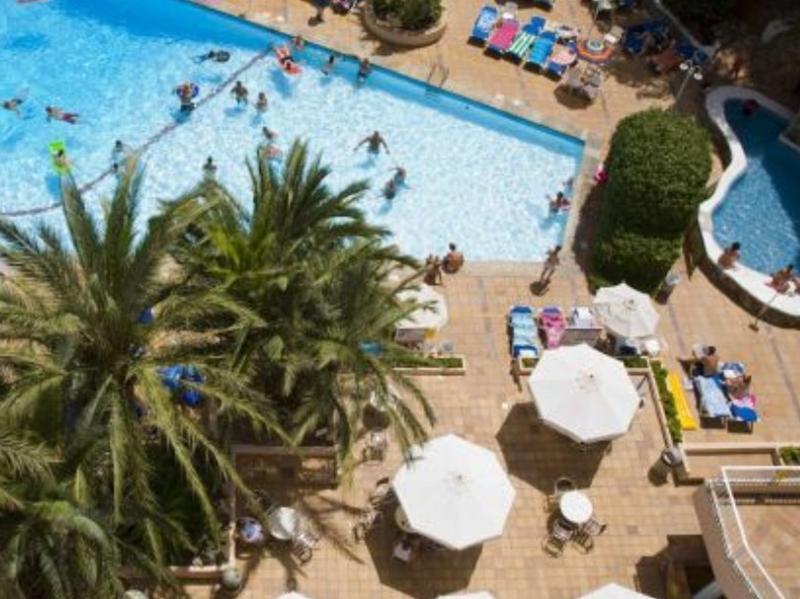 Globales Mimosa Hotel ปัลมาโนวา ภายนอก รูปภาพ